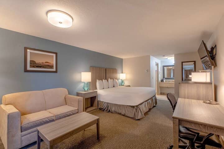 Room 19 of 37