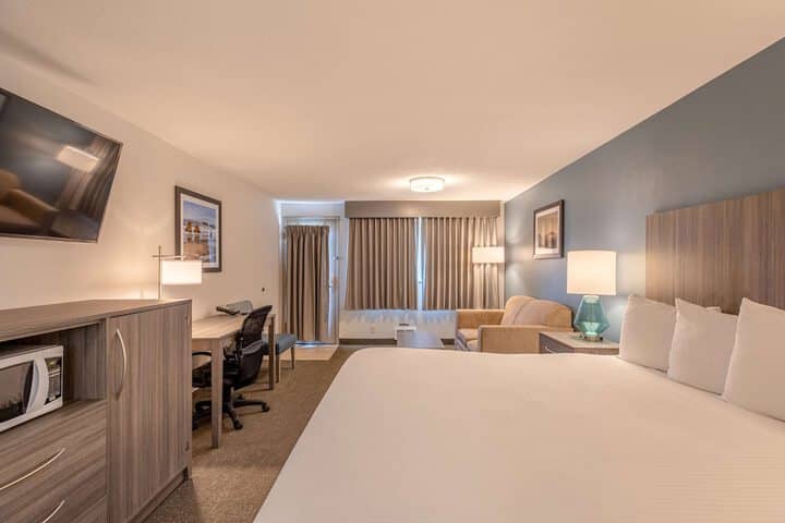 Room 7 of 37